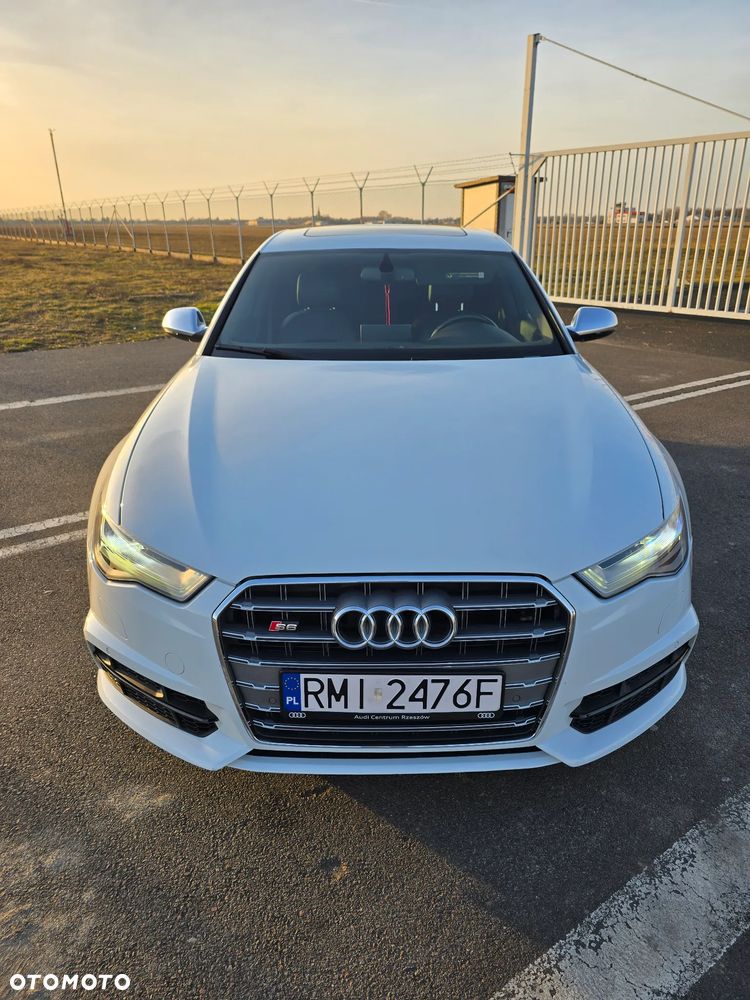 Audi S6 Limousine - 3