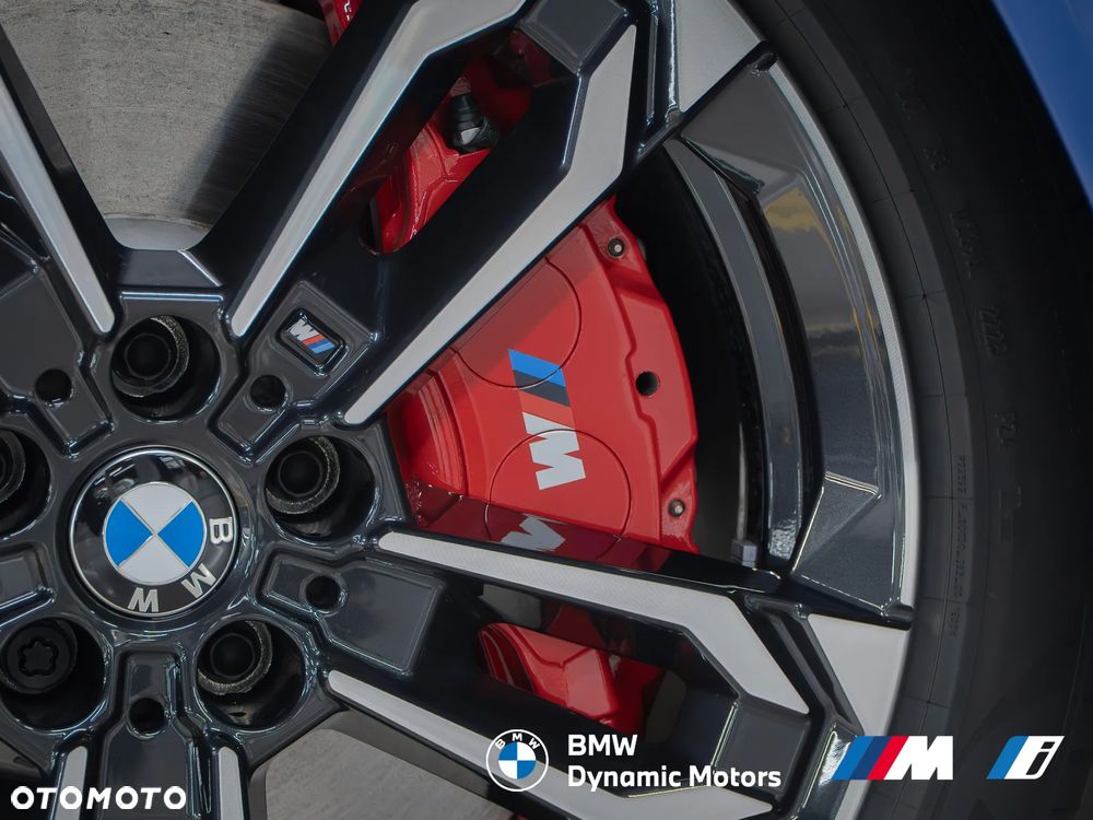 BMW iX2 eDrive20 - 11