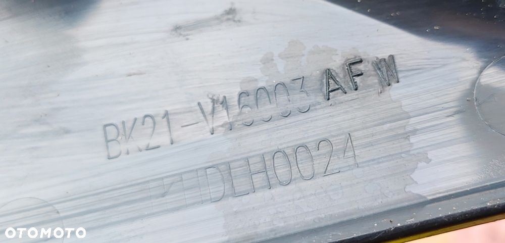 Oryginalny Plastik Trójkąt Na Błotnik Lusterka Prawy Lewy Ford Custom 2013-2023 - 3