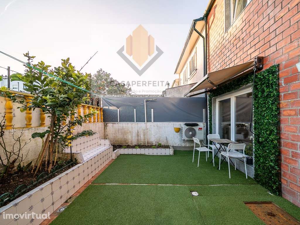 Moradia T3 Renovada com Terraços, Jardim e Box - Mafamude - Próximo... - Grande imagem: 2/37
