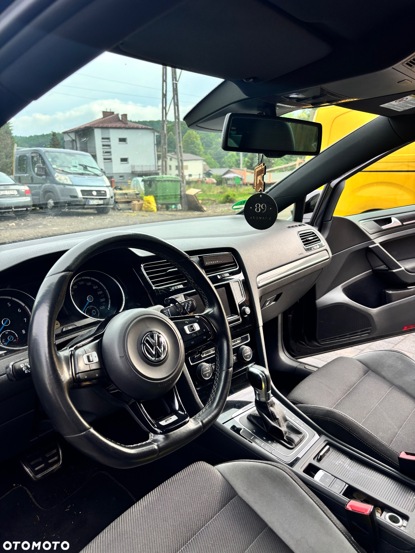 Volkswagen Golf VII 2.0 TSI BMT 4Mot R DSG - 9