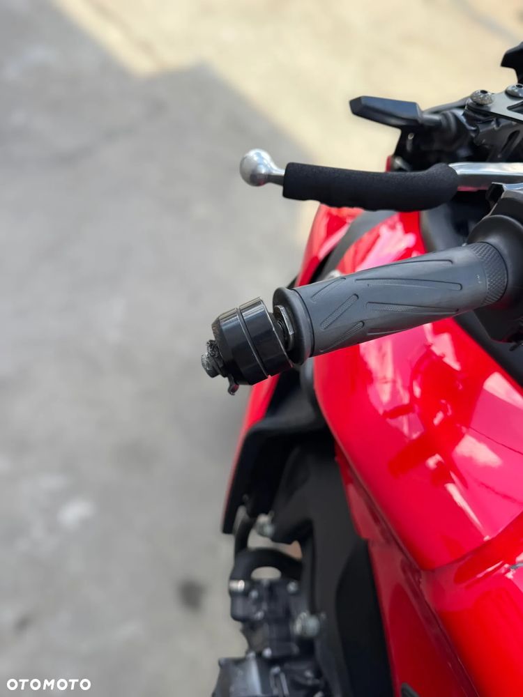 Yamaha MT - 21