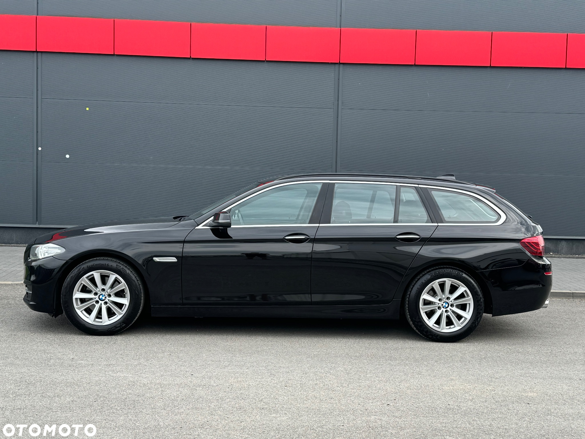 BMW Seria 5 520d - 12