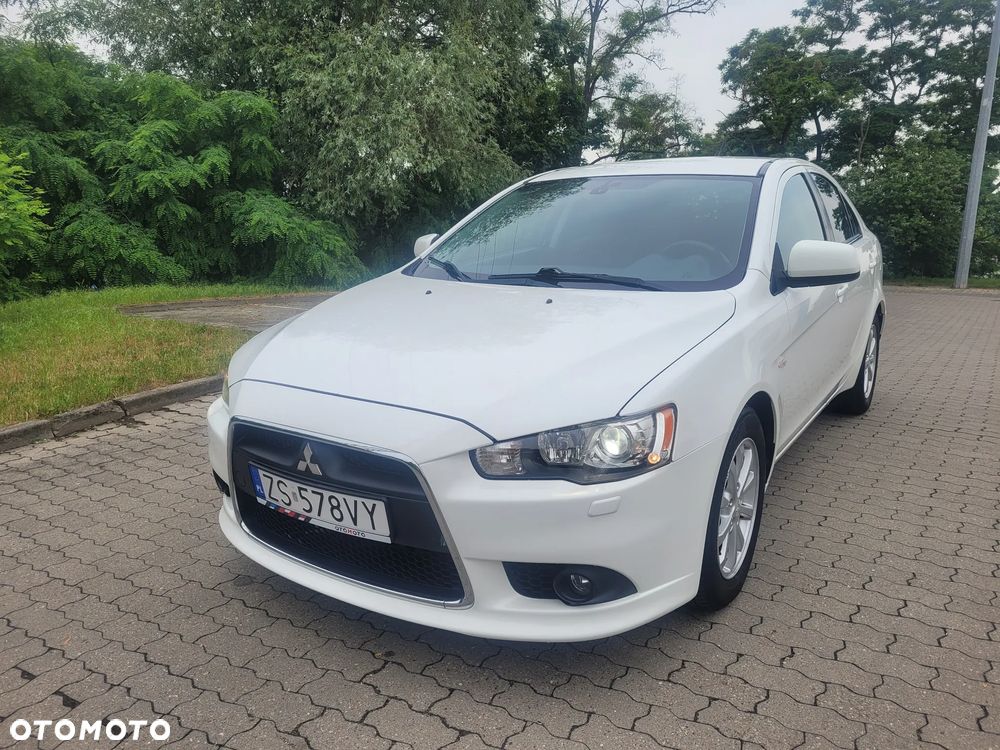 Mitsubishi Lancer Sportback 1.6 ClearTec - 16