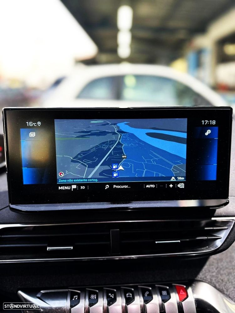 Peugeot 3008 1.5 BlueHDi Allure Pack EAT8 - 8