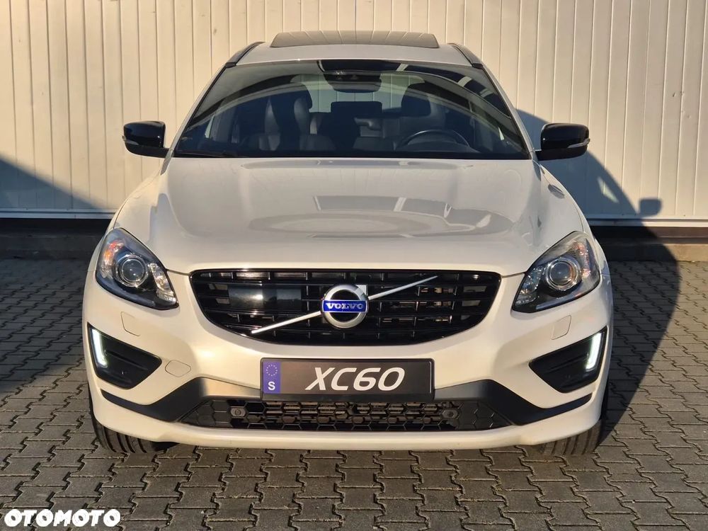 Volvo XC 60 D5 AWD Geartronic Summum - 10