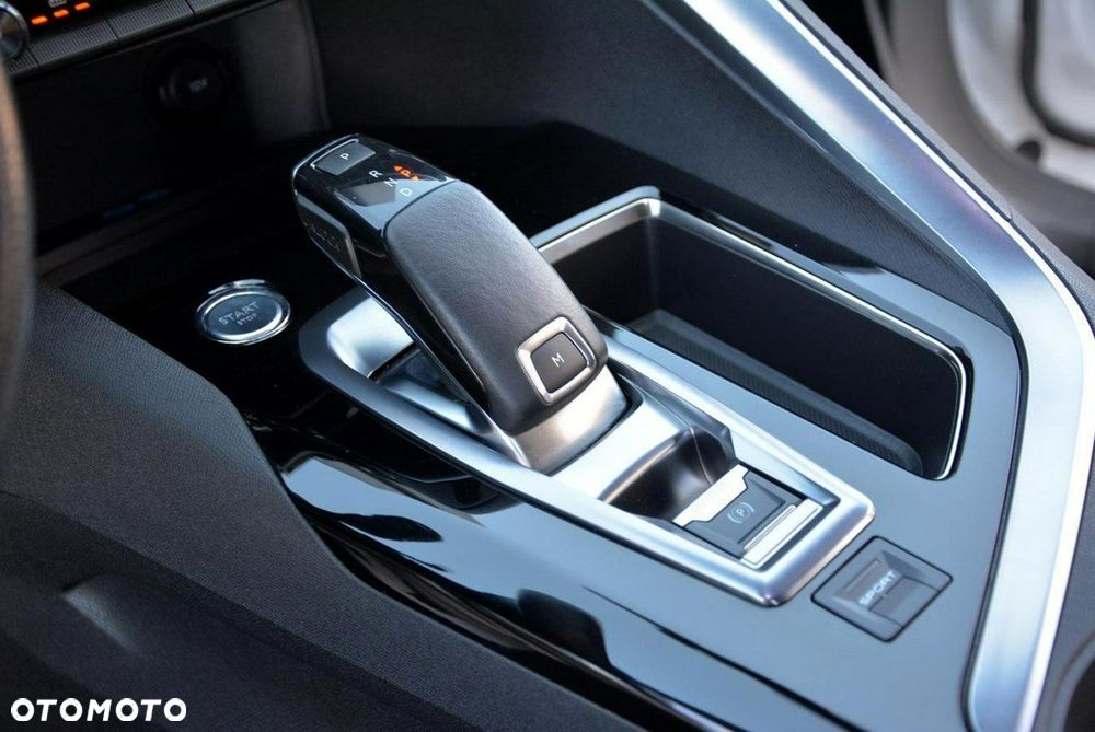 Peugeot 5008 BlueHDi 180 EAT8 GT Pack - 31