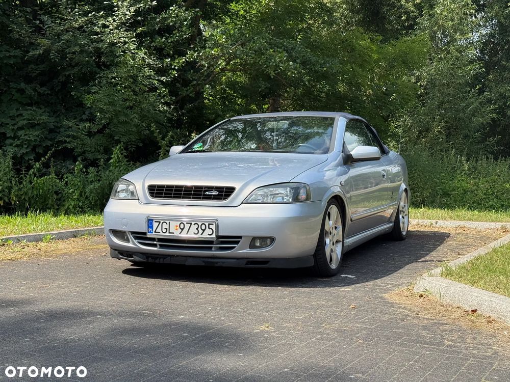 Opel Astra 1.8 Bertone - 2
