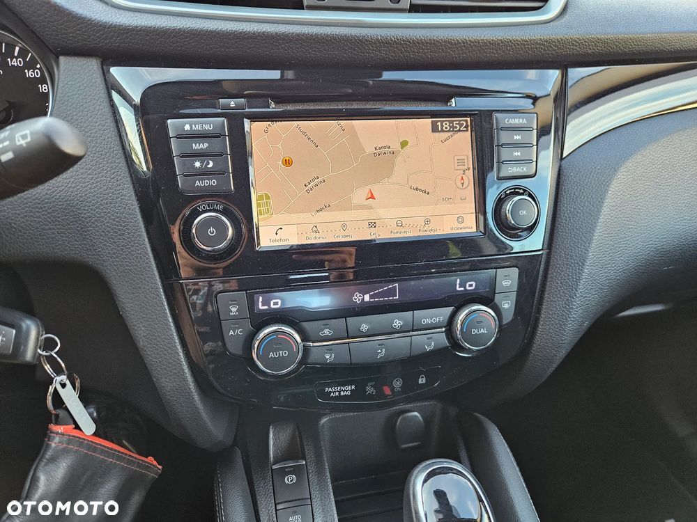 Nissan Qashqai 1.3 DIG-T DCT N-WAY - 18