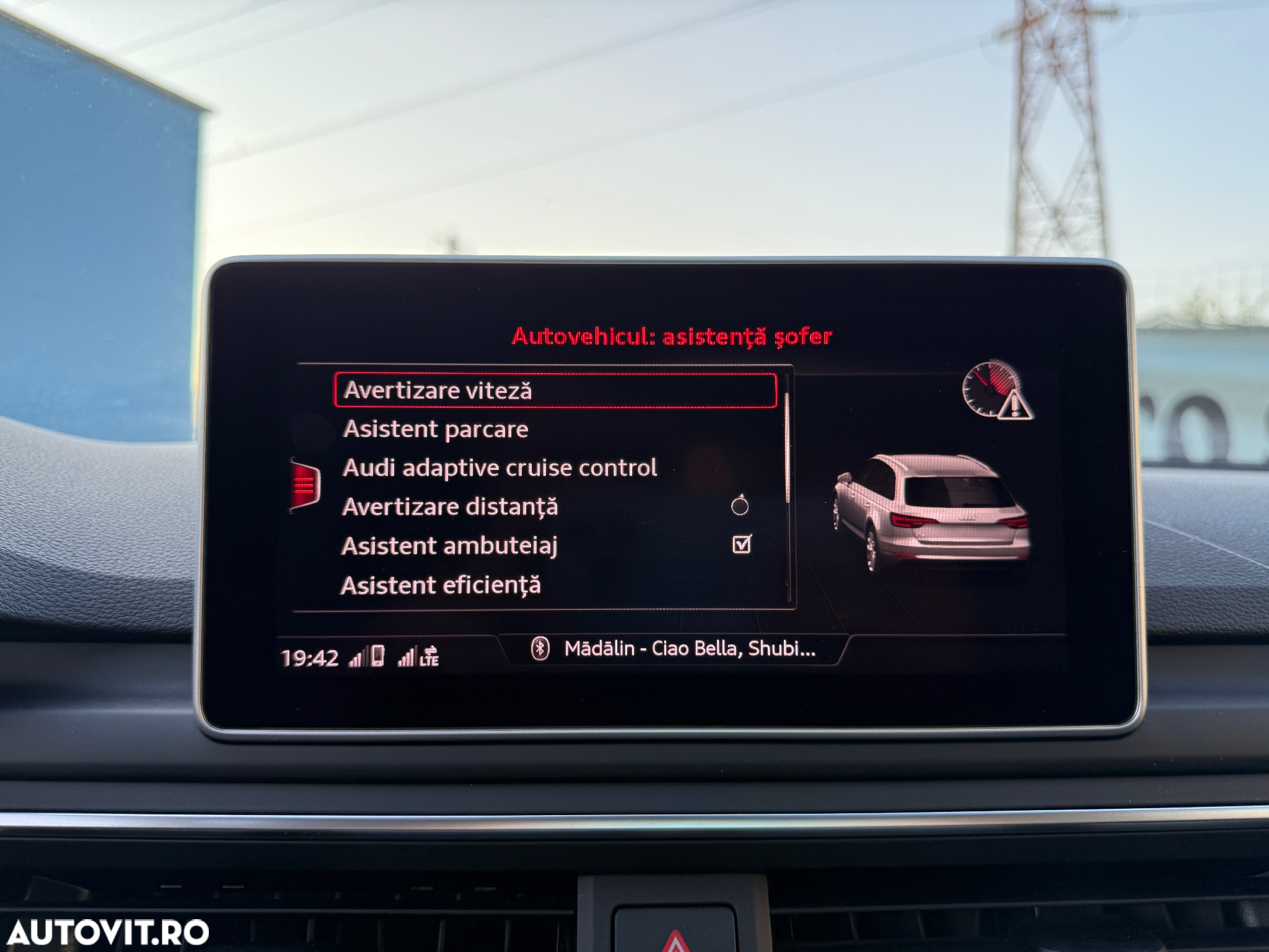 Audi A4 Avant 40 TDI S tronic - 27