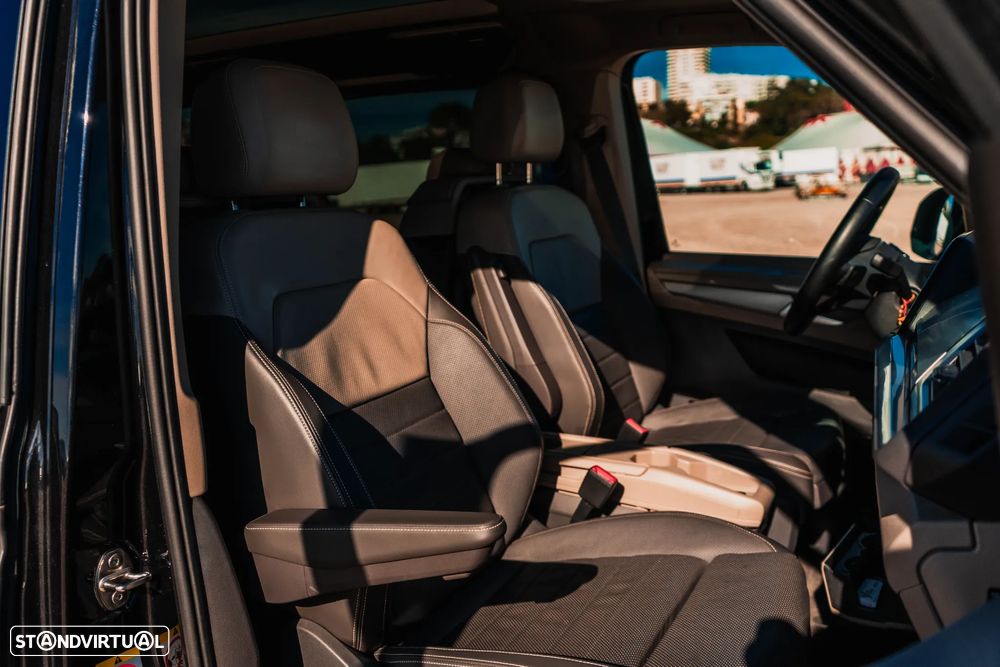 VW Multivan 2.0 TSI Style Longa DSG - 15