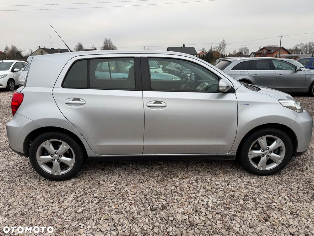 Toyota Urban Cruiser - 6