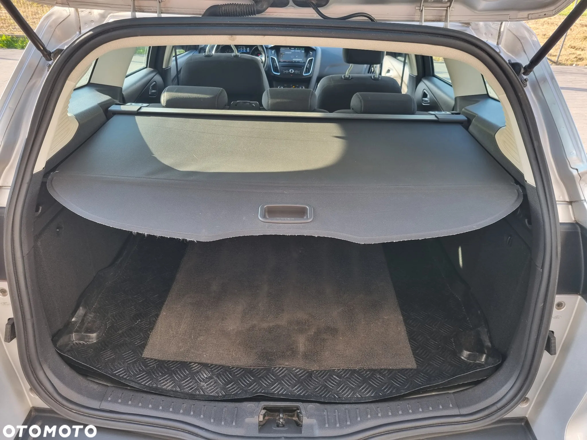 Ford Focus - 12