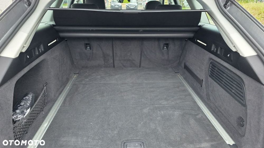 Audi A6 Avant - 25
