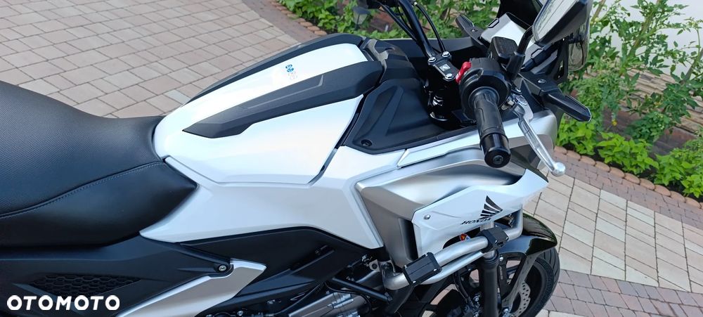 Honda NC - 20