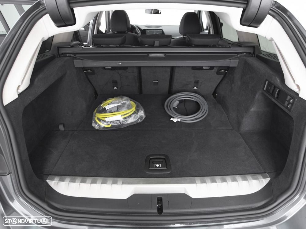 BMW 320 e Auto - 16