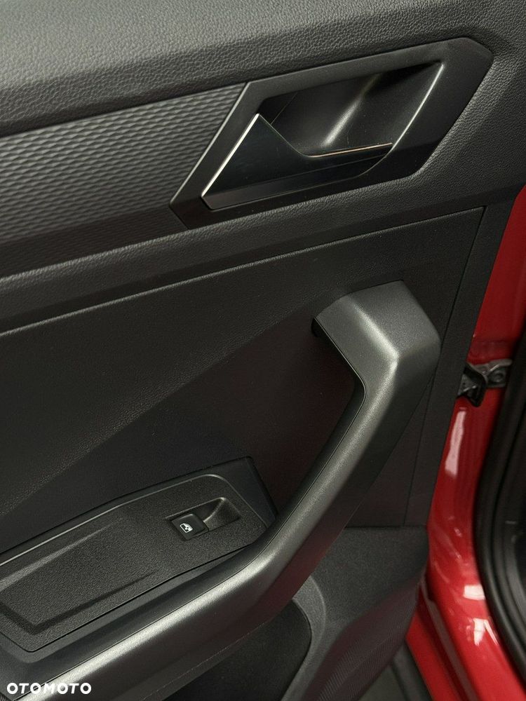 Volkswagen T-Roc - 18