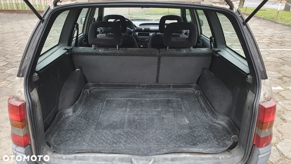 Opel Astra 1.4 16v GL - 15