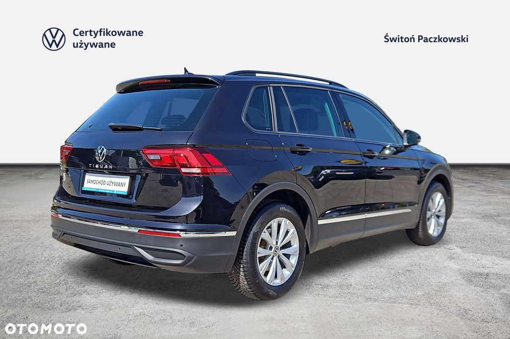 Volkswagen Tiguan - 5
