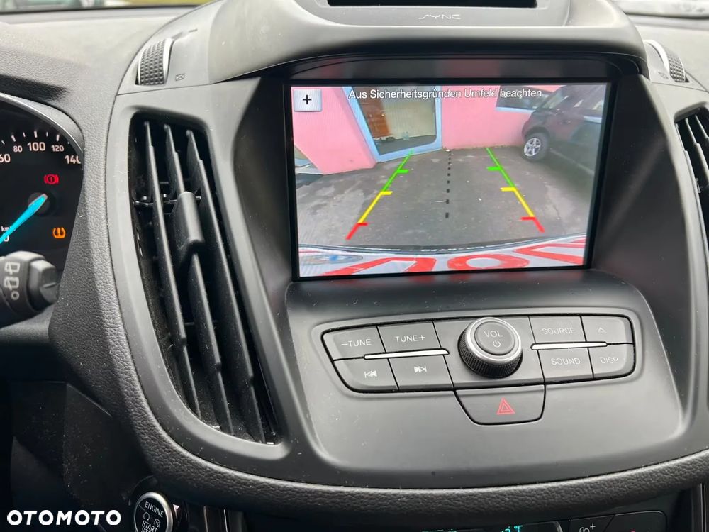 Ford Kuga 1.5 EcoBoost 2x4 Titanium - 11