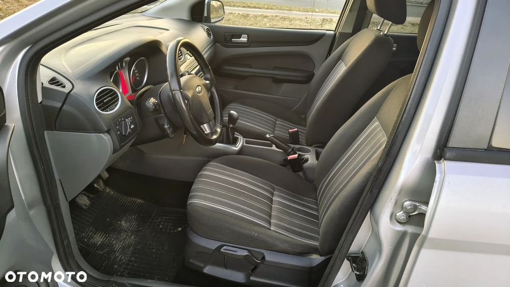 Ford Focus 1.6 FX Silver - 5
