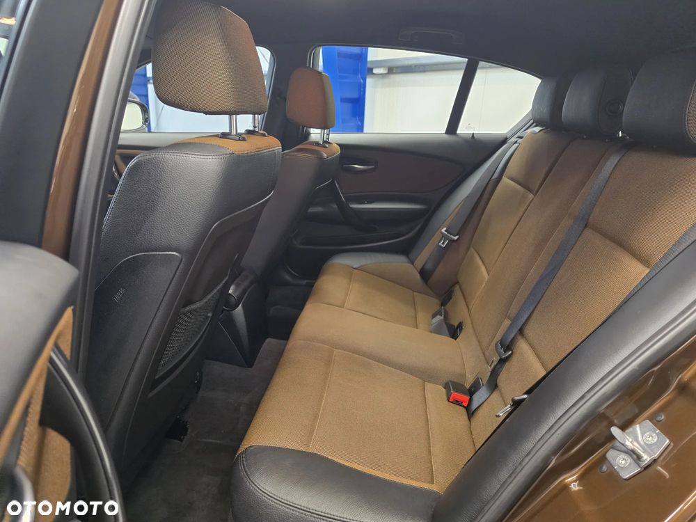 BMW Seria 1 118i Edition Lifestyle - 23