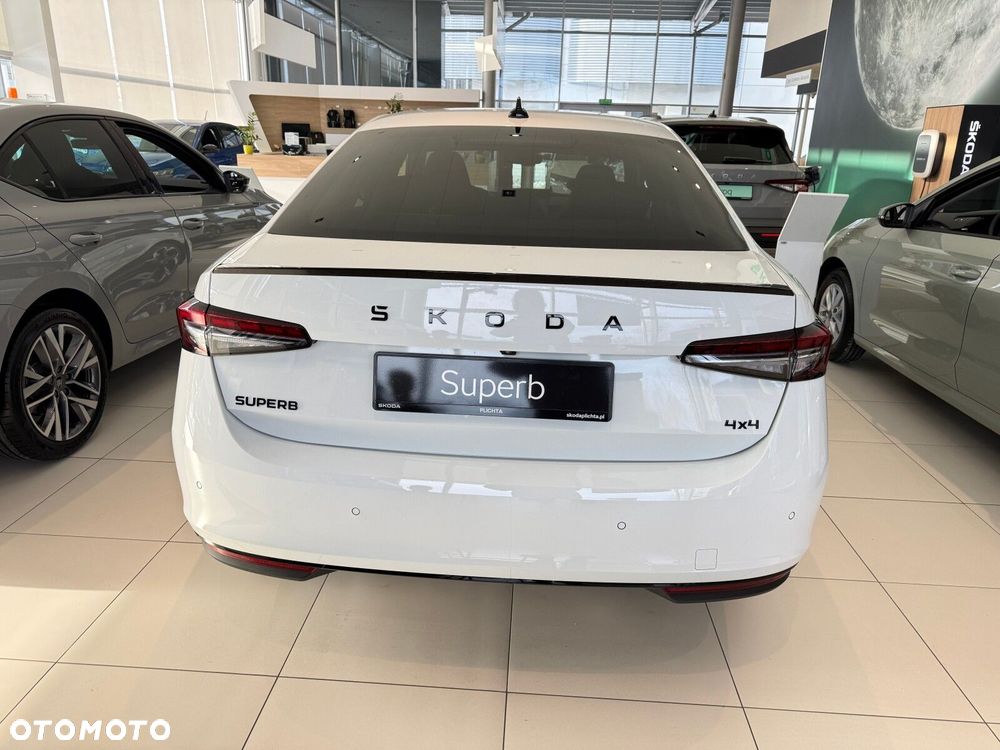 Skoda Superb 2.0 TSI Sportline DSG - 8
