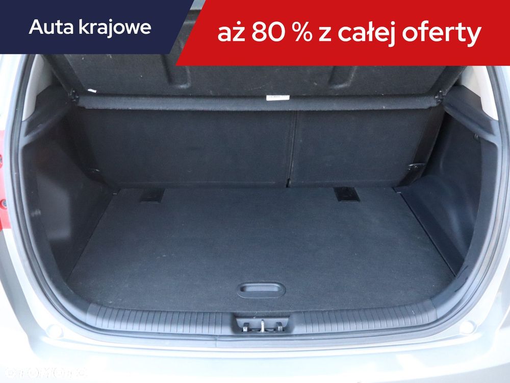 Kia Venga - 16