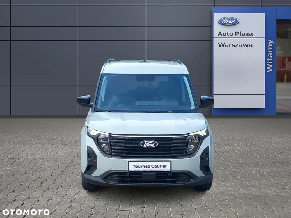 Ford Tourneo Courier - 8