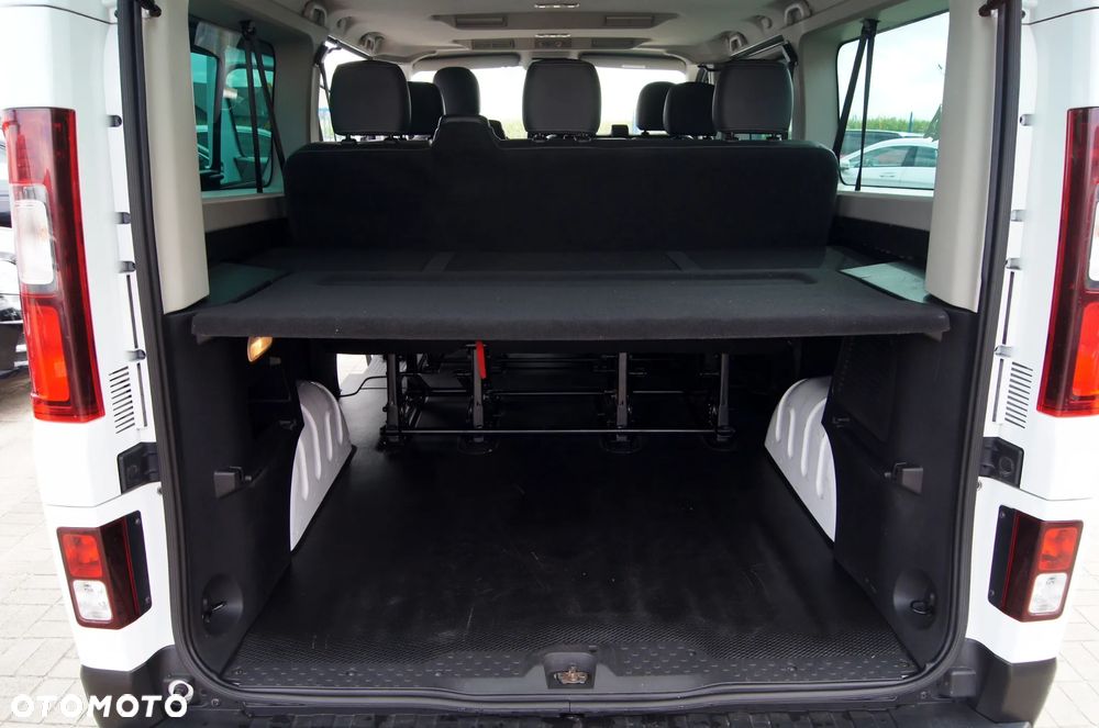 Renault Trafic 2.0 dCi Escapade - 10