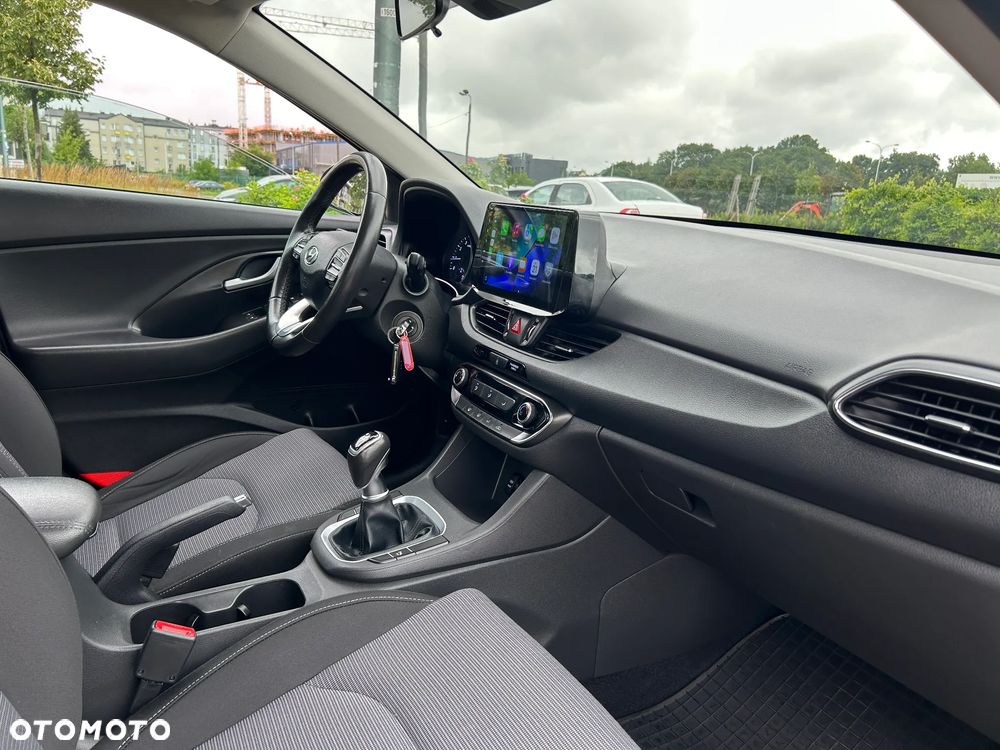 Hyundai i30 1.5 DPI Modern - 21