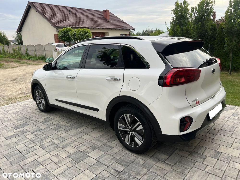 Kia Niro 1.6 GDI Hybrid L Business Line - 7