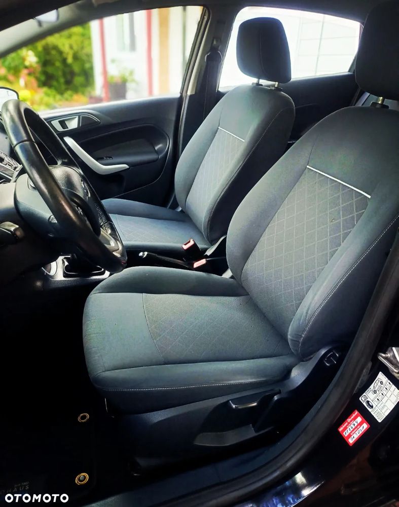 Ford Fiesta - 13