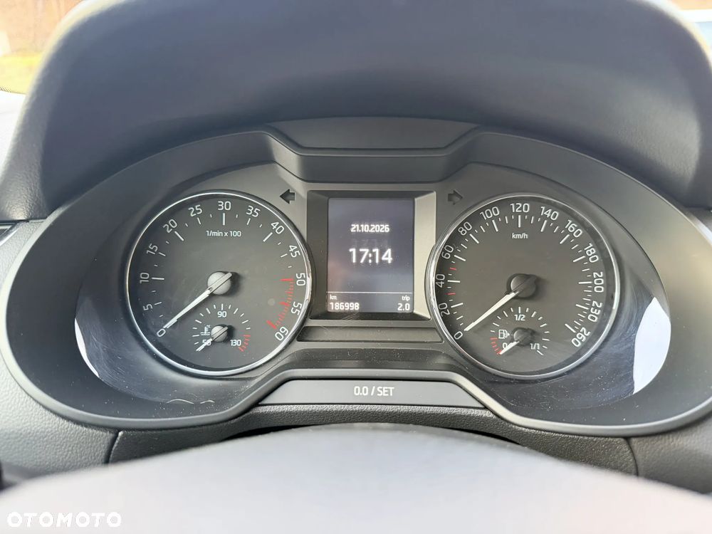 Skoda Octavia 2.0 TDI Ambition EU6 - 15
