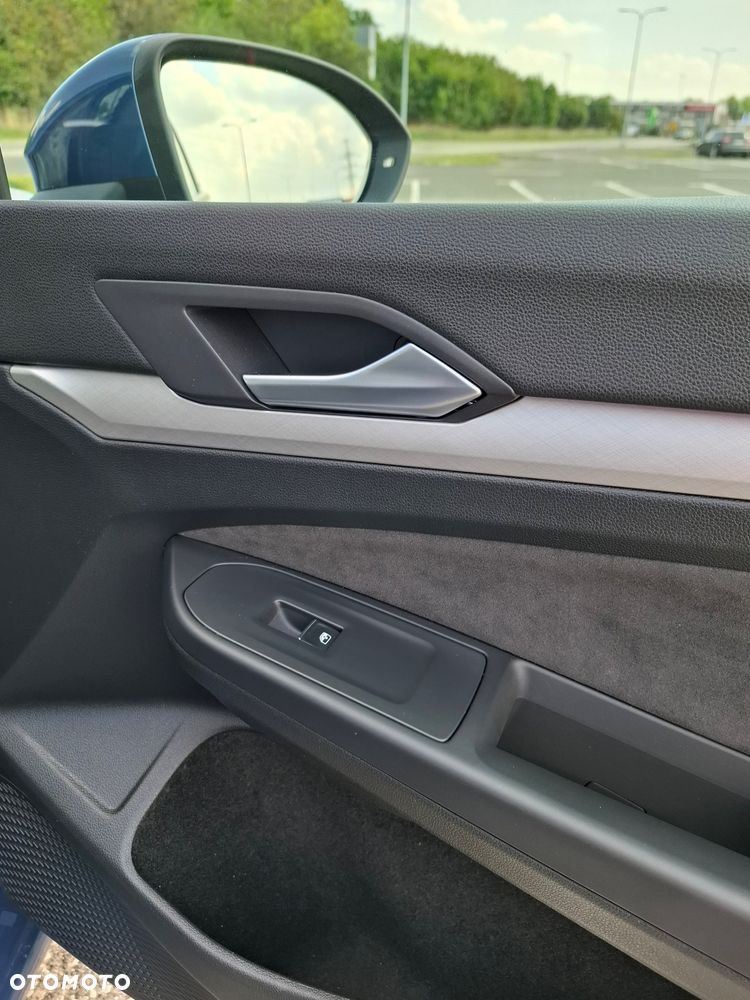 Volkswagen Golf 1.5 TSI Special Edition - 11