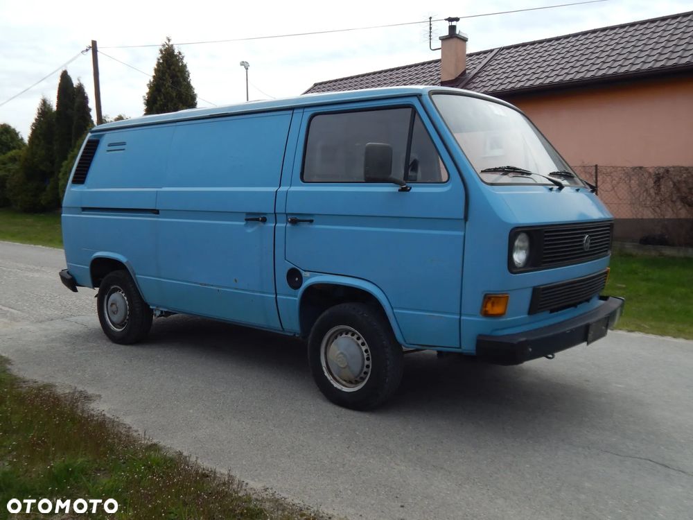 Volkswagen Transporter - 2