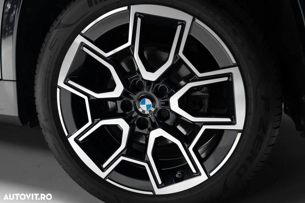 BMW X1 xDrive23d AT MHEV - 14
