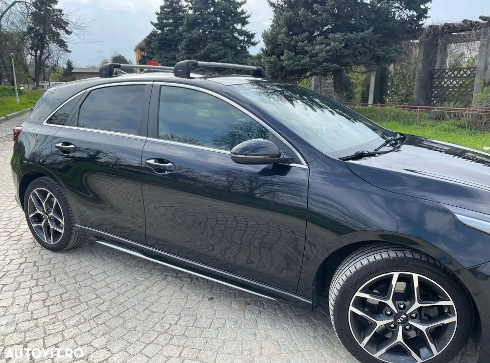 Kia Ceed 1.6 CRDi (48V Mild-Hybrid) DCT7 GT Line - 4