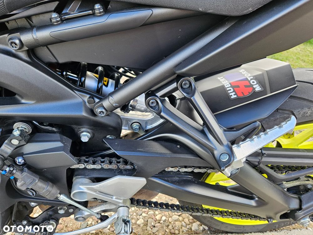 Yamaha MT - 12