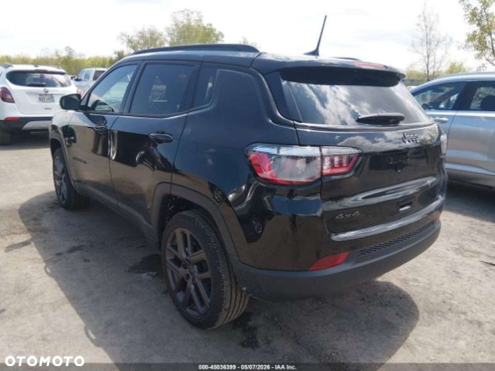 Jeep Compass - 9