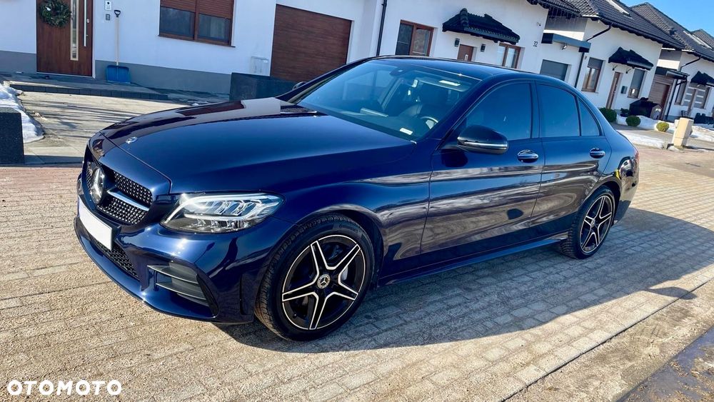 Mercedes-Benz Klasa C 300 4MATIC 9G-TRONIC - 4