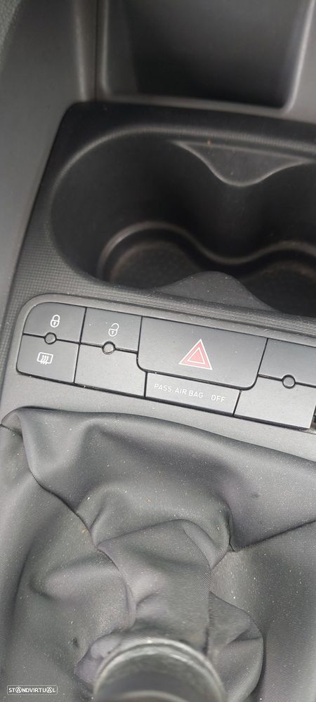 SEAT Ibiza 1.6 TDI Sport DPF - 23