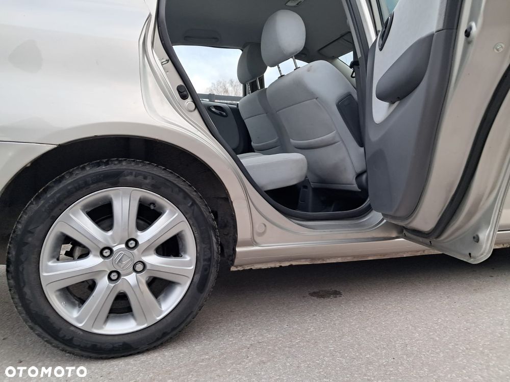 Honda City 1.4 Comfort - 11