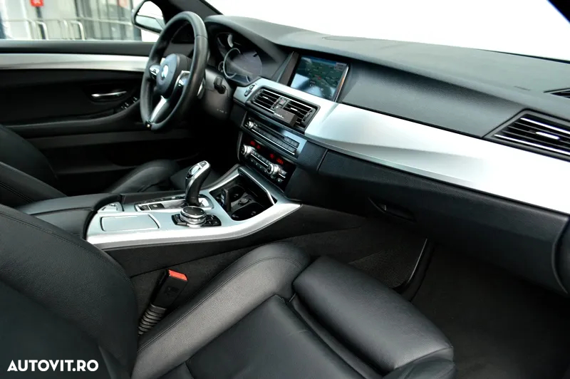 BMW Seria 5 525d xDrive AT - 21