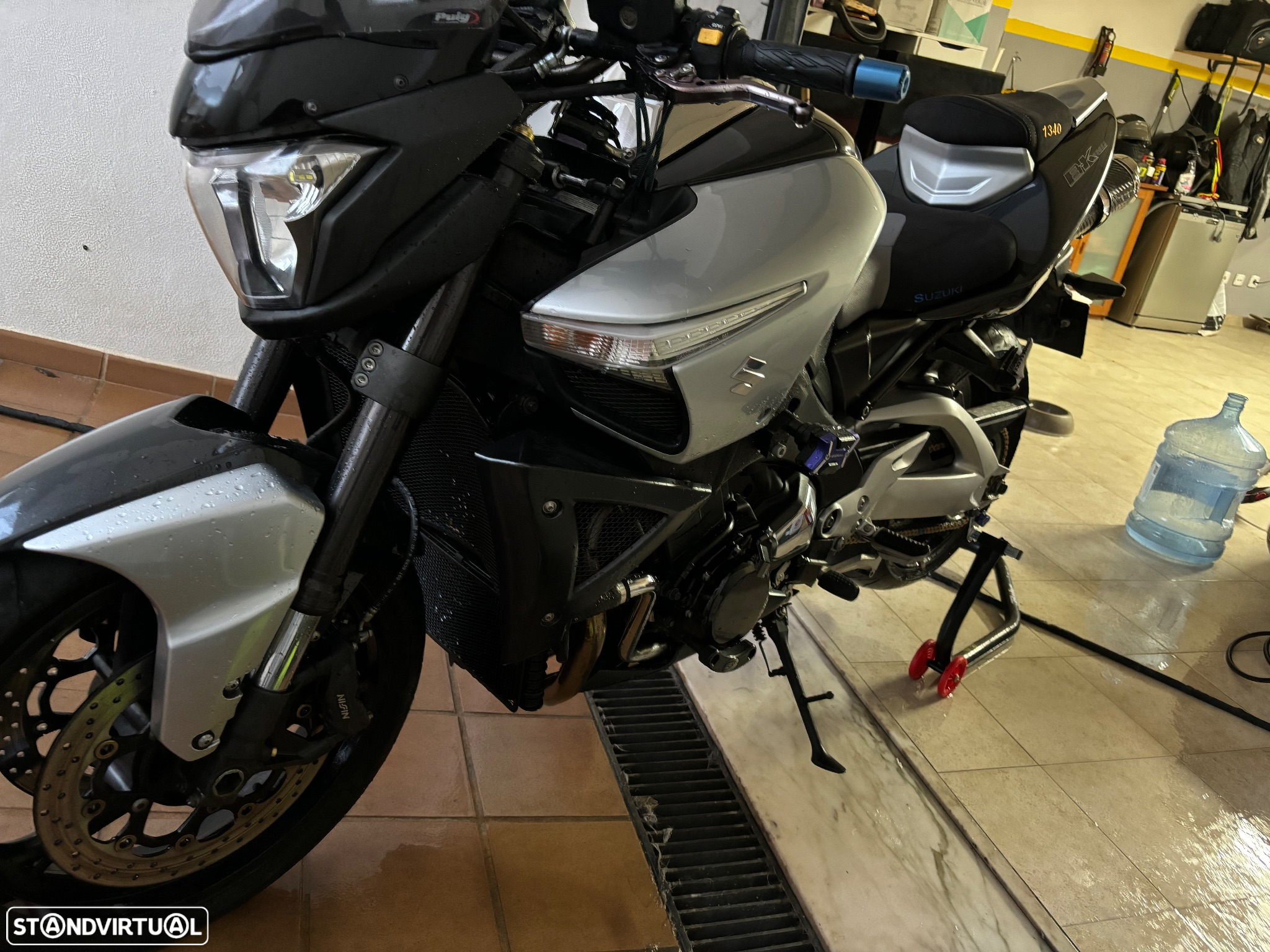 Suzuki B-King - 5