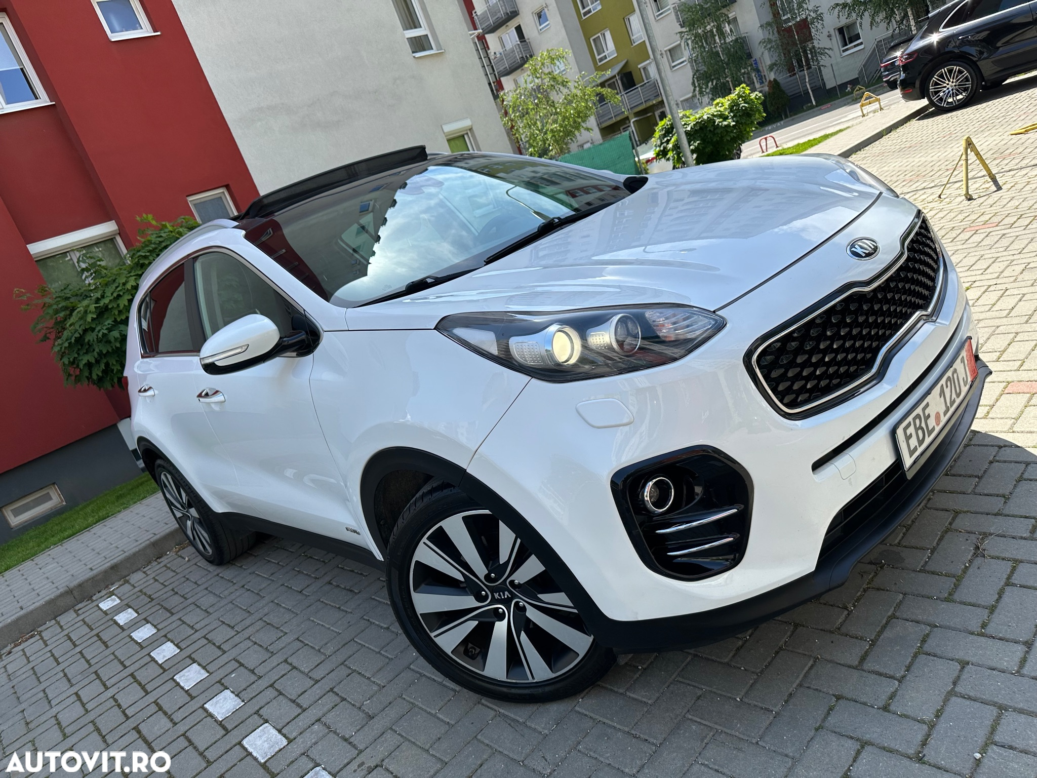 Kia Sportage 2,0 CRDI AWD Vision - 3