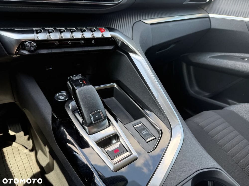 Peugeot 3008 - 18