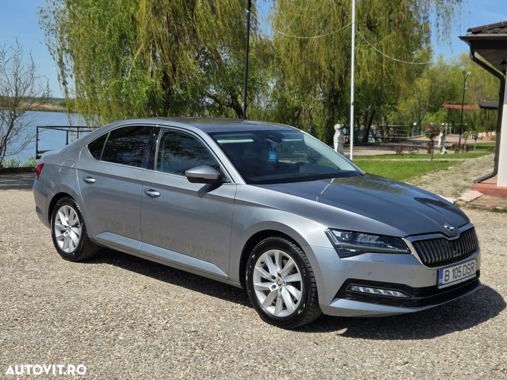 Skoda Superb 2.0 TDI DSG Style - 11