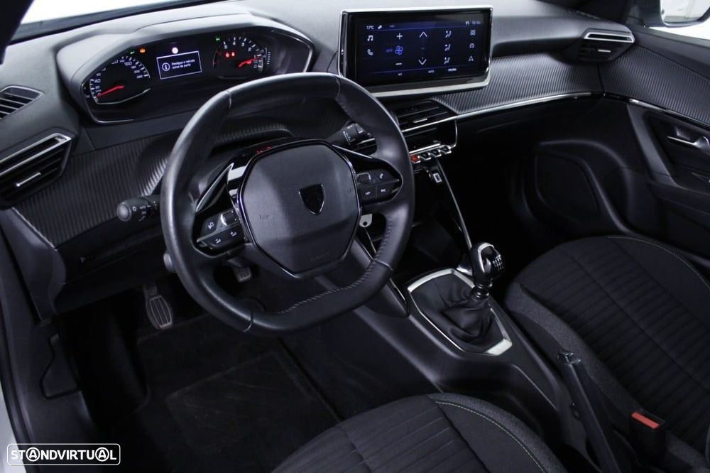 Peugeot 2008 1.2 PureTech Active - 32