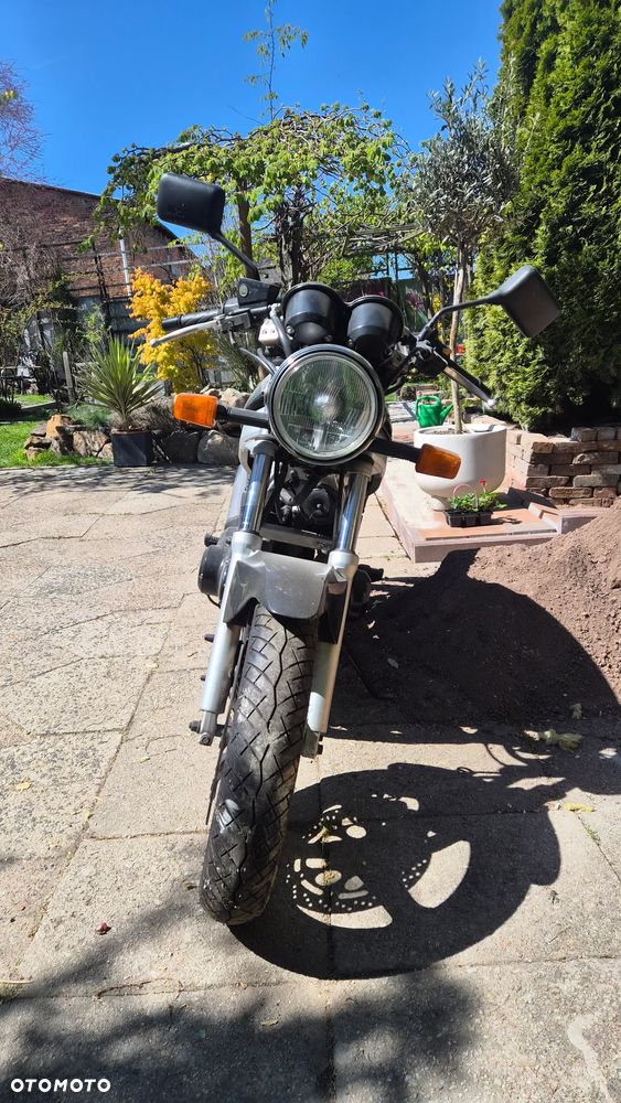 Suzuki GS - 5